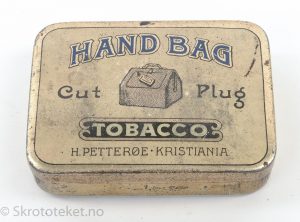 H. Petterøe, Kristiania – Handbag Cut Plug