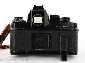 Nikon F3 P (1983) med DE-5 søker