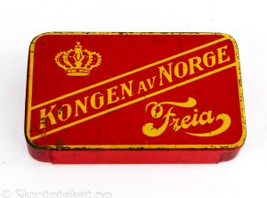 Kongen av Norge, Freia (med skyvelokk)