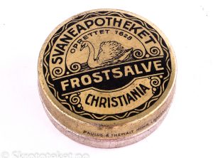 FROSTSALVE fra Svaneapotheket i Christiania (1890-tallet)